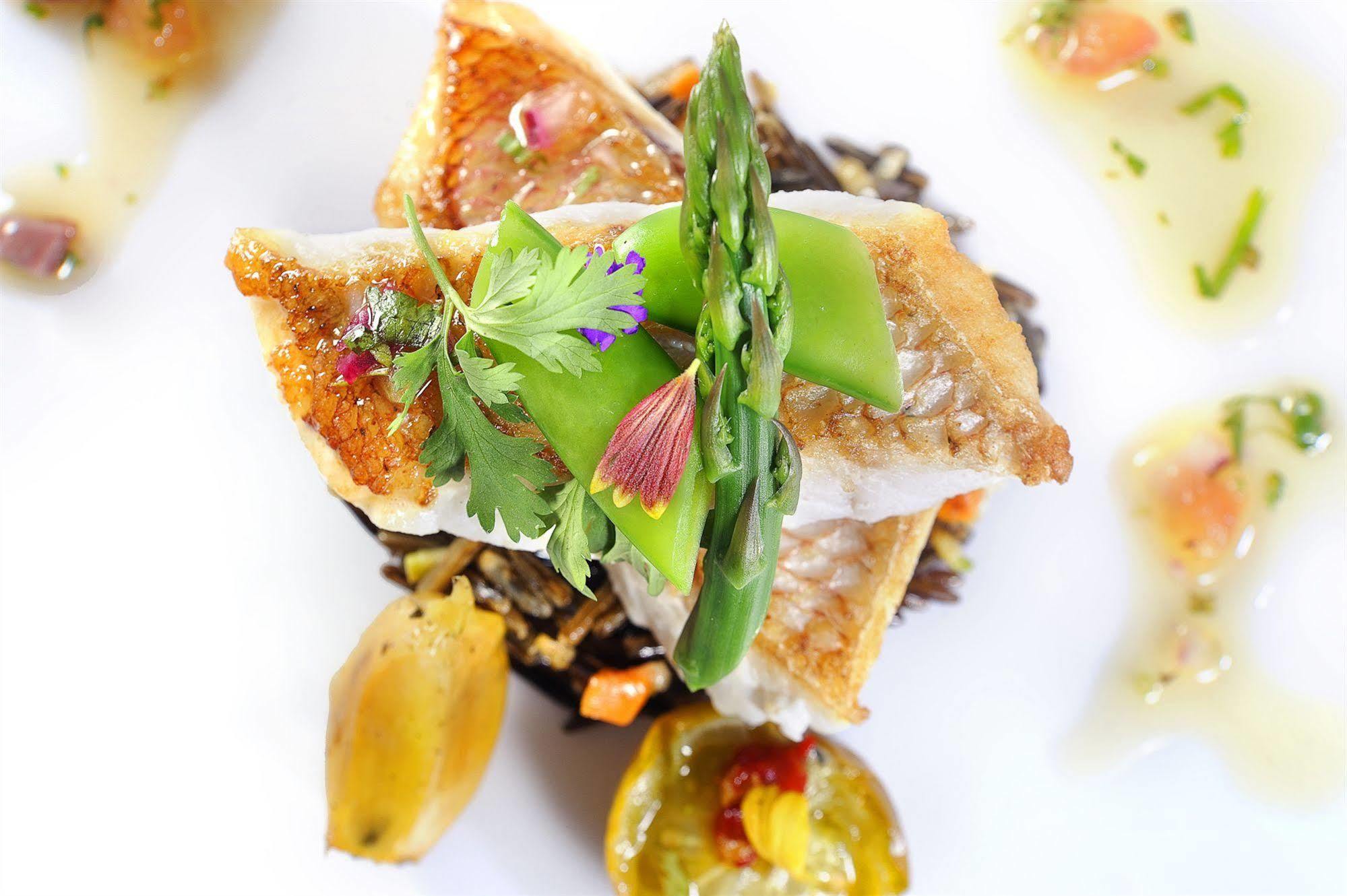 Sun City Hotel - The Gabriel Kairo Exterior foto A dish prepared by the restaurant
